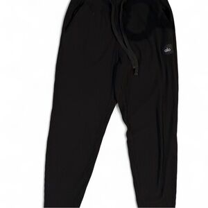 ALO Yoga Men's Charcoal Jogger Pants